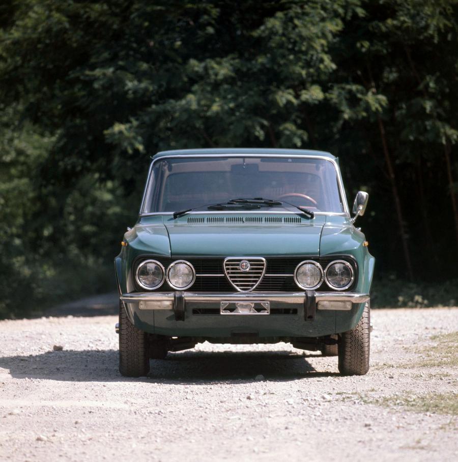  Alfa Romeo Giulia Nuova Super Diesel (115.40) 1976 года  (фото 12 из 13)